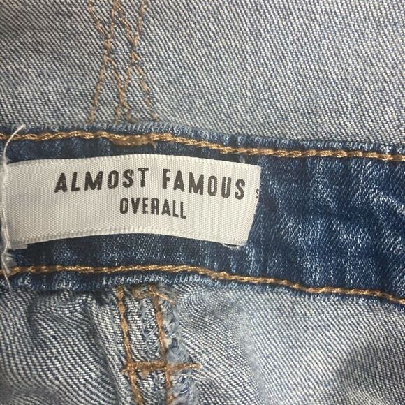 ALMOST FAMOUS Women’s ( Juniors) Blue Overalls Size 9 Inseam 26” Distressed - Picture 8 of 10
